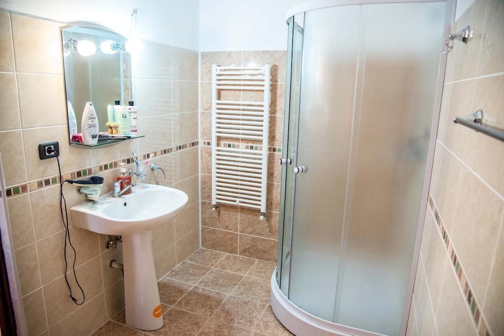 Pensiunea Ingrid Ranca Habitación foto